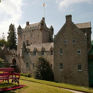 Historic Houses: Cawdor Castle